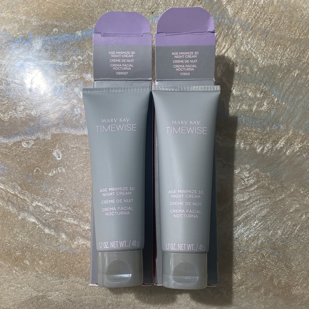 2 Mary Kay TimeWise Age Minimize 3D Night Creams Combination to Oily Skin